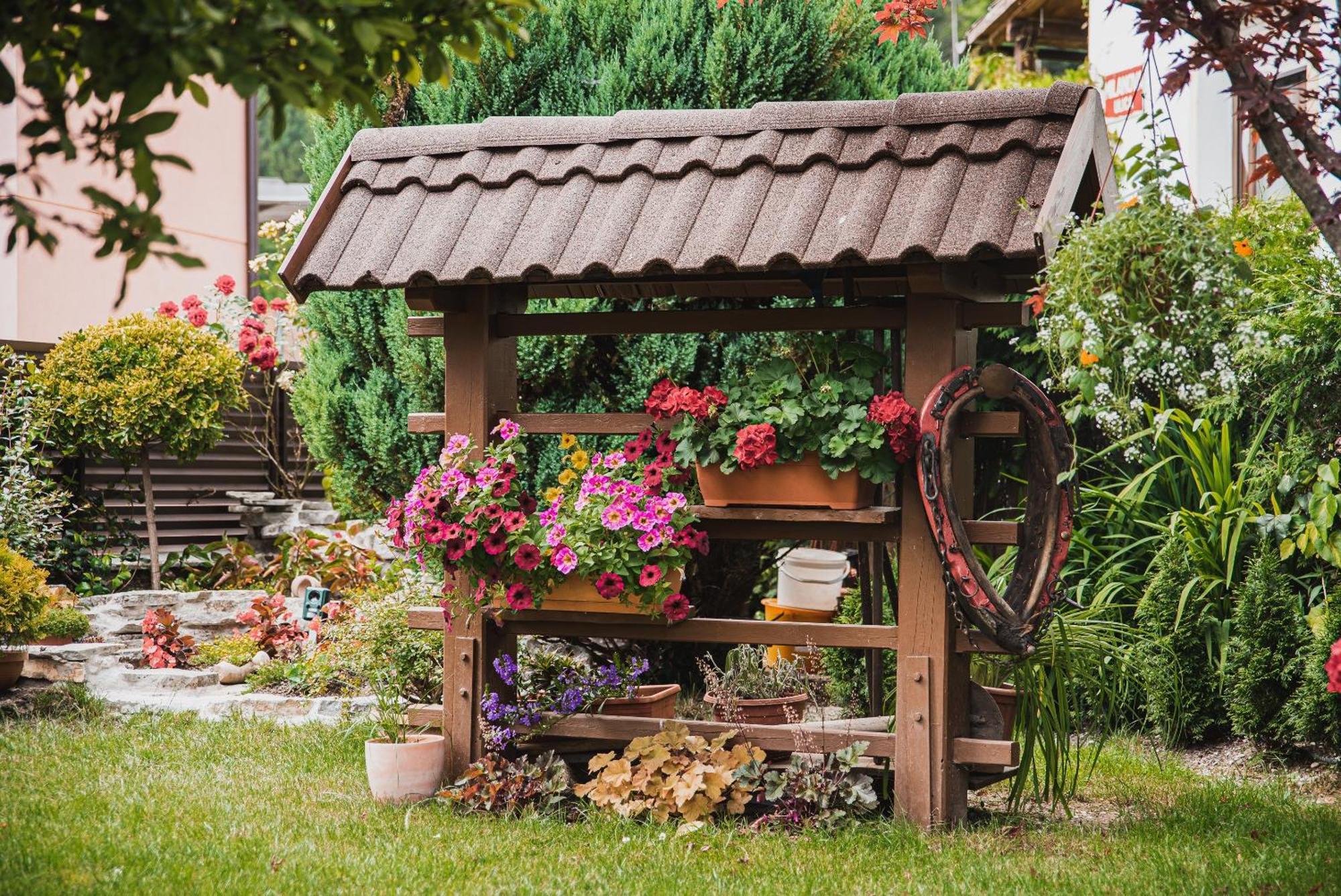 Gotar Apartment With Garden Кобарід Екстер'єр фото